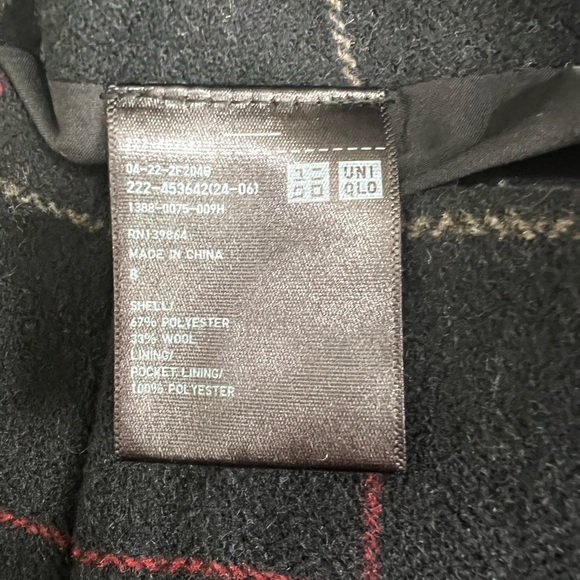 UNI QLO Woman mini skirt White stripe back zip, Size 6 - Picture 6 of 7